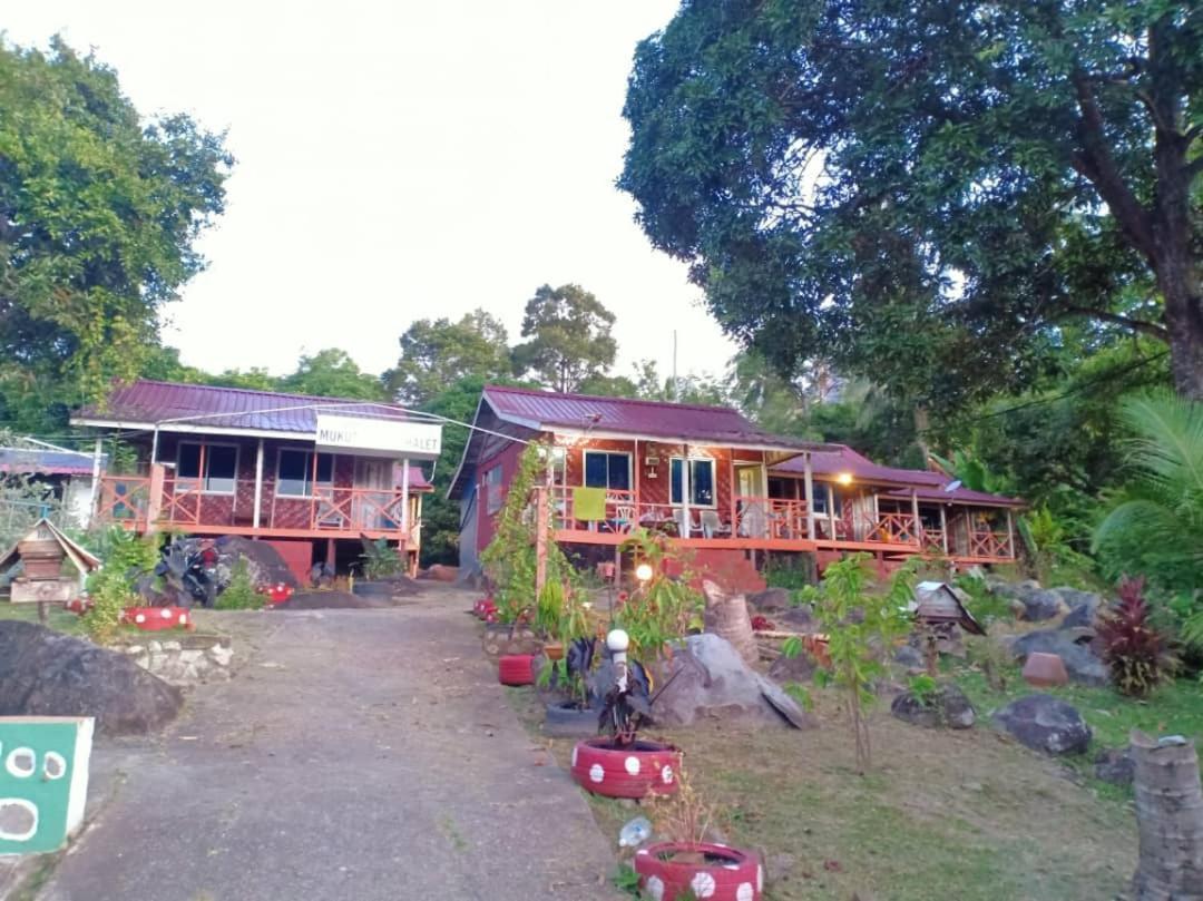 Mukut Coral Chalet Kampong Mukut Exteriér fotografie