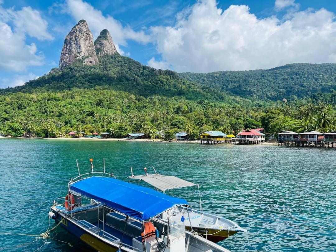 Mukut Coral Chalet Kampong Mukut Exteriér fotografie
